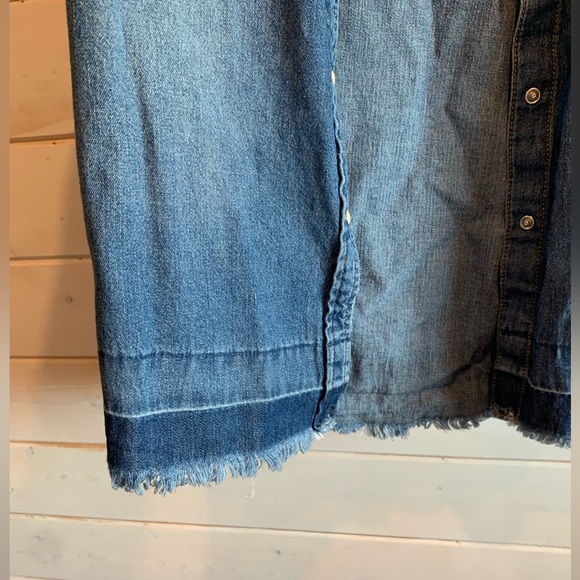 Noisy May | Frayed Hem Denim Button Down - Picture 2 of 8